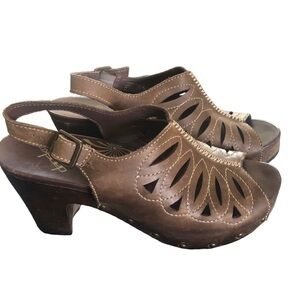 Dansko Rowena Lasercut  Slingback Open Toe Wood Heeled Sandals Sz 40 Buckle